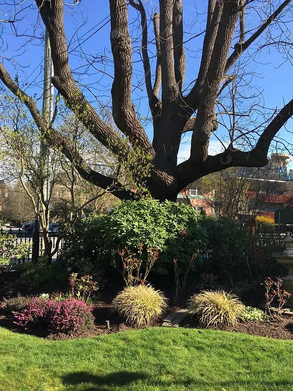 Robert Porter House Inn Victoria